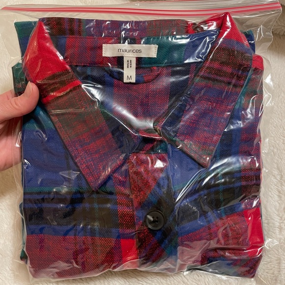 Maurices Cabin Plaid Boyfriend Tunic Button-Up Shirt - Blue and Red Size Medium - Picture 10 of 12